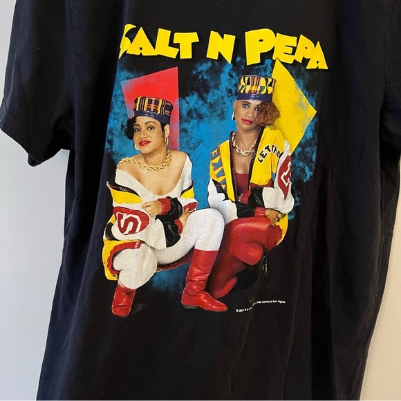 Salt N Pepa Short Sleeves Graphic Tee Size M Round Neck Black Multicolor - Picture 4 of 5